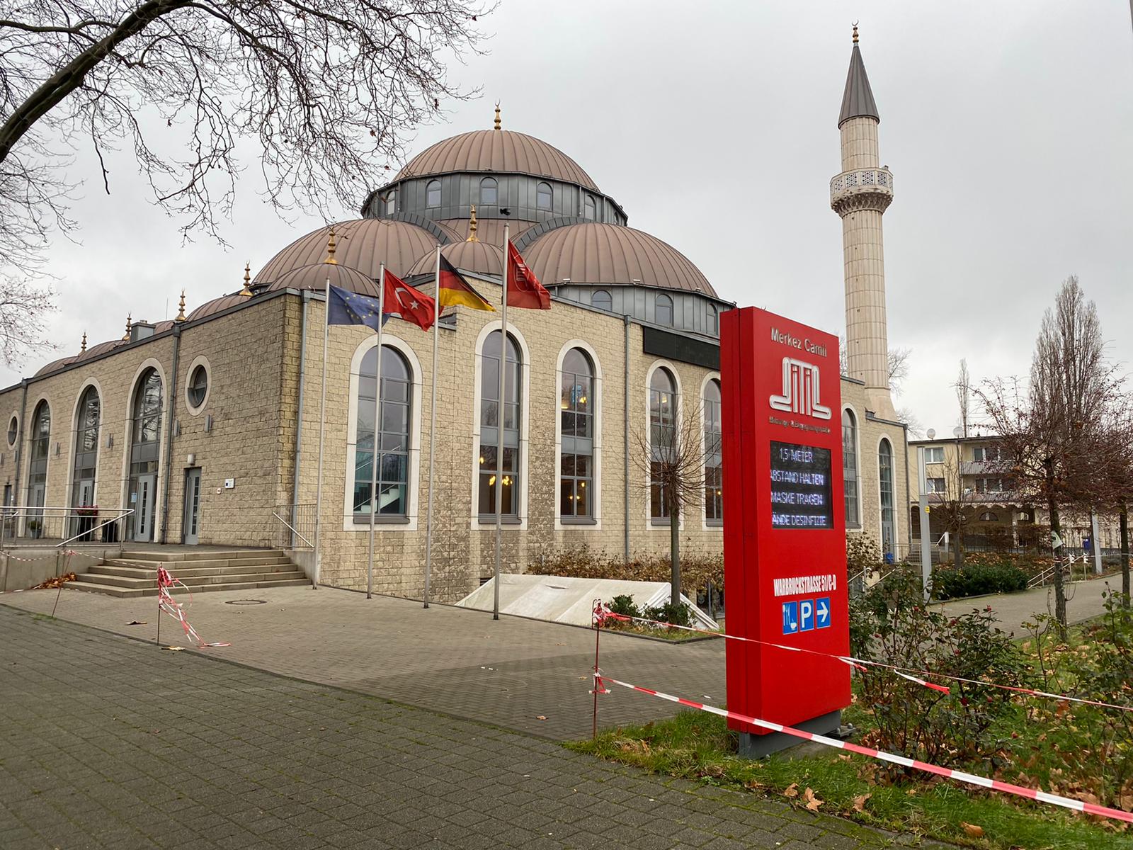 Almanya’da Camiye Hakaret İçerikli Mektup Gönderildi