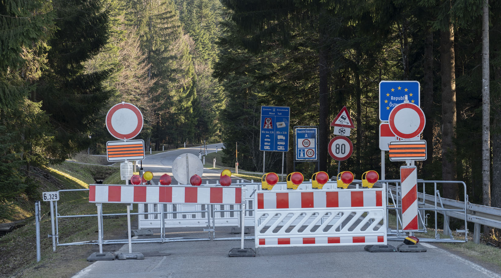 AB Komisyonu, 6 Üye Ülkeye Sınır Kotrollerini Kaldırma Mektubu Gönderdi